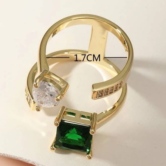 EMERALD GREEN GOLD ZIRCON RING - Picture 3 of 3